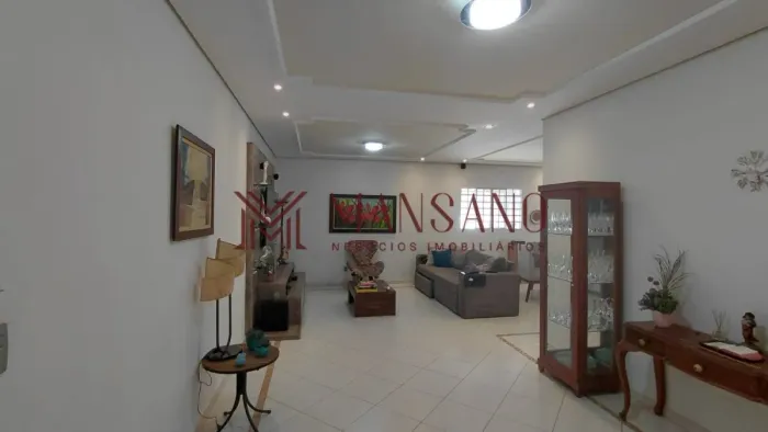 Casa a venda no Jardim Terra Branca, Bauru - SP.
