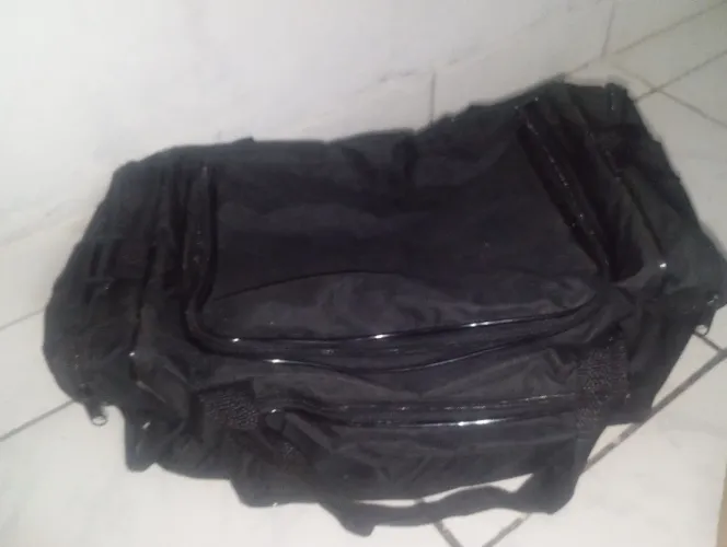 Vendo mala de viagem