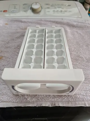 Forma de Gelo de Geladeira Smart Usado