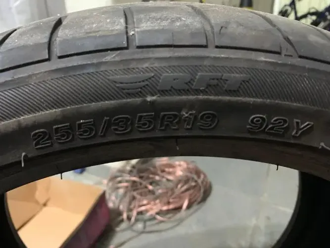 Pneu Bridgestone Potenza S001 Run Flat 255/35 R19 92Y