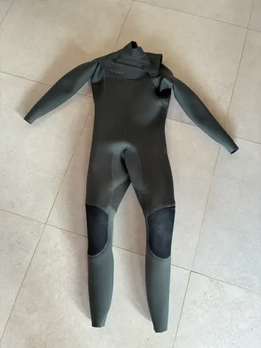 Roupa de borracha P Truzz