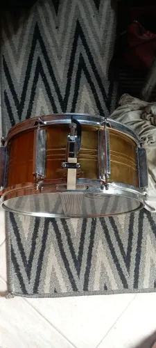 Caixa yamaha 14x6,5 Japan.