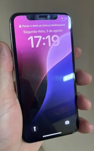 Vendo IPhone 11 Pro Max 256gb com bateria nova!