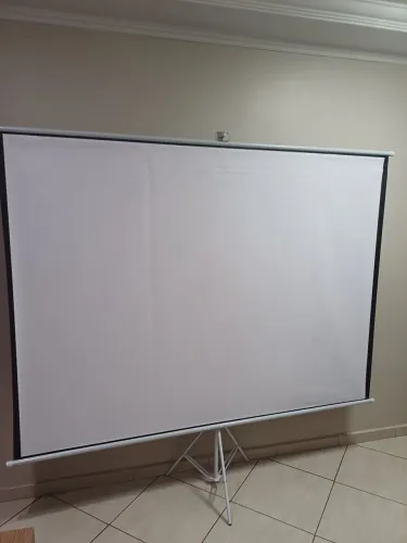 Aluguel de Tela e tripé