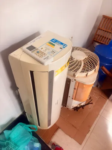 Ar-Condicionado Springer Midea 12.000 BTUs 220V