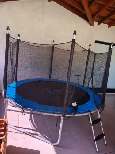 Cama elástica pula pula