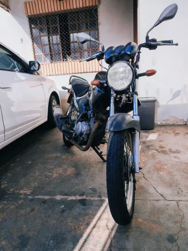 Moto mto boa conservada e com relação nova