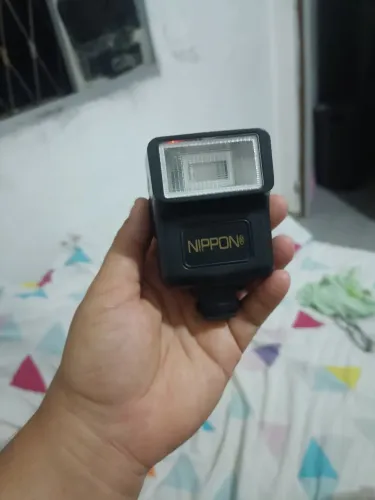 Flash Nippon para câmera funcionando perfeitamente