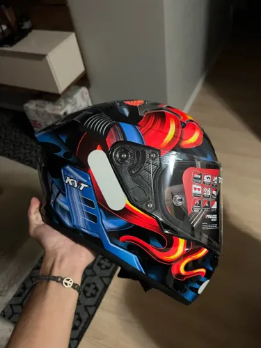Capacete KYT TT Course Magnet