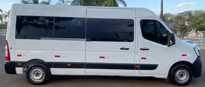 Renault Master 2.3 DCI Executive Longo 16L Dies 2023
