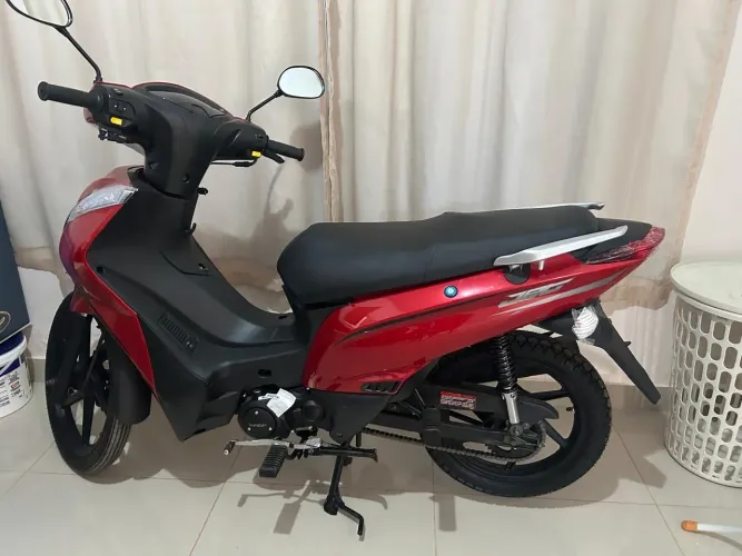 Vendo esse moto 0 km já entrego no nome do comprador 