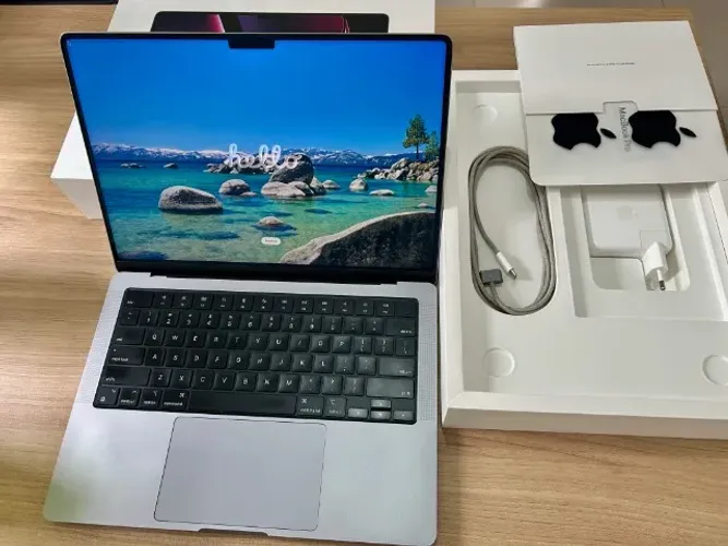 MacBook Pro 14" (2023) - Chip M2 Pro