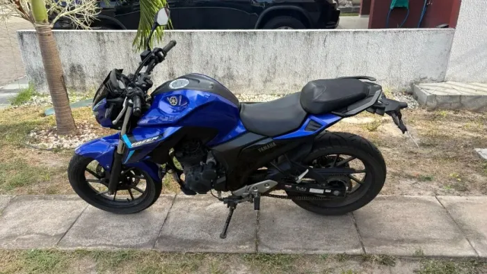 VENDO FZ 25 - ÚNICO DONO