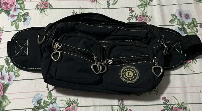 Bolsa preta impermeável