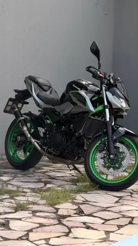 Kawasaki Z500 SE 2025