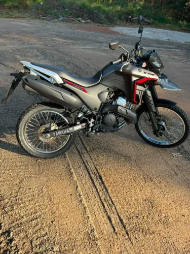 Yamaha XTZ Lander 250 Connected 2025 - Único Dono | Apenas 20.000 km