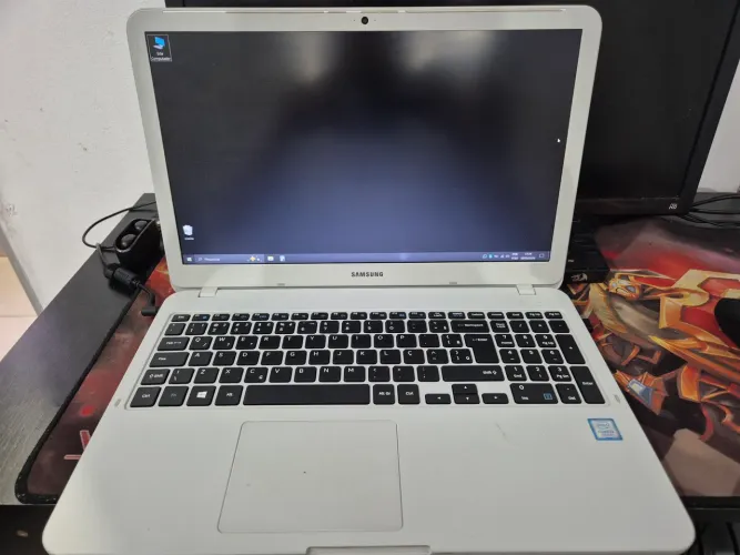 Notebook samsung i3° 7°Gen