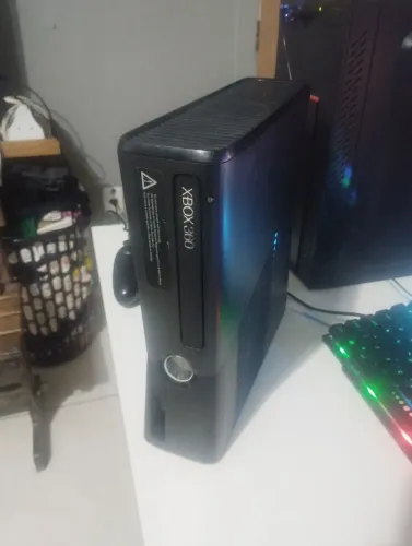 Xbox 360 Destravado Aurora + HD 500GB + 80 Jogos
