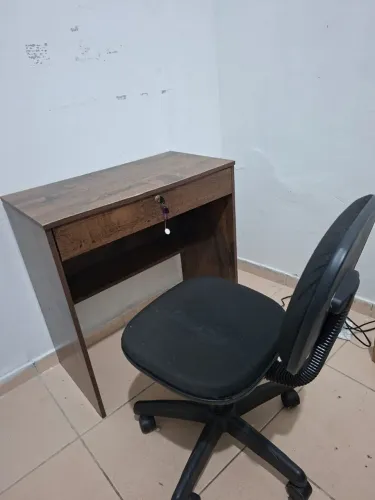 Mesinha e cadeira