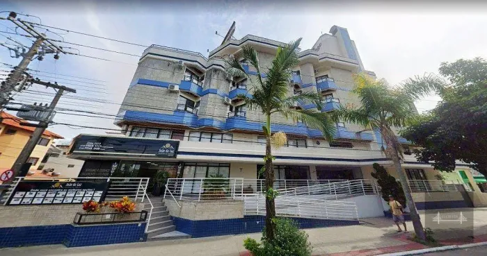 Hotel com 42 dormitórios à venda, 2 m² por R$ 17.000.000 - Canasvieiras - Florianópolis/SC