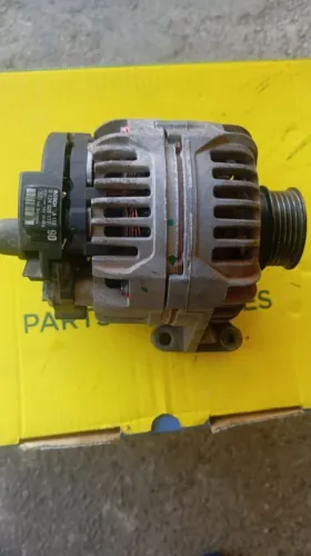 Vendo alternador Bosh serve em diversos veículos Fiat ,Palio ,Siena uno