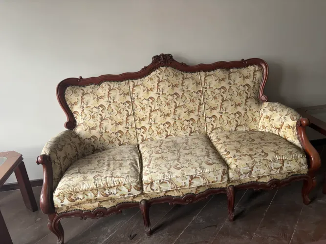 Conjunto de sofá vintage.
