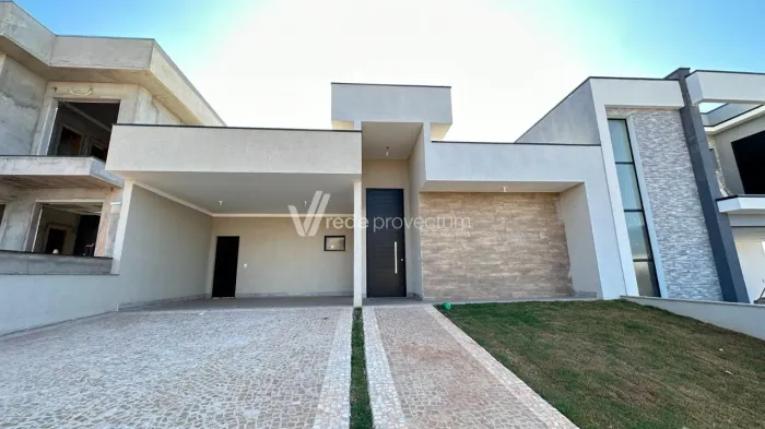 Casa térrea à venda R$1.550,000,00 no condomínio Royal Garden em Paulínia