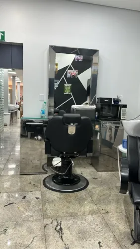 Bancada Para Barbeiro e Cabeleireiro Salão de Belza 