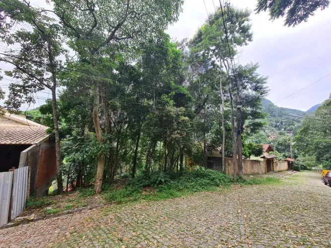 Terreno com 458 m2 - Retiro - Petrópolis, RJ