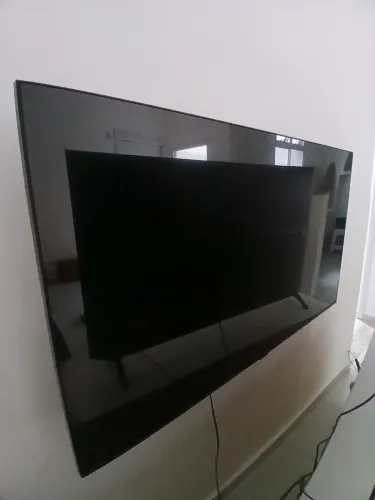 Vendo TV para retirada de peças 