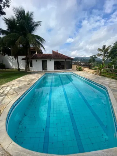 Ótima casa 4 quartos, 2 suítes, hidro e área de lazer completa  Village Pendotiba
