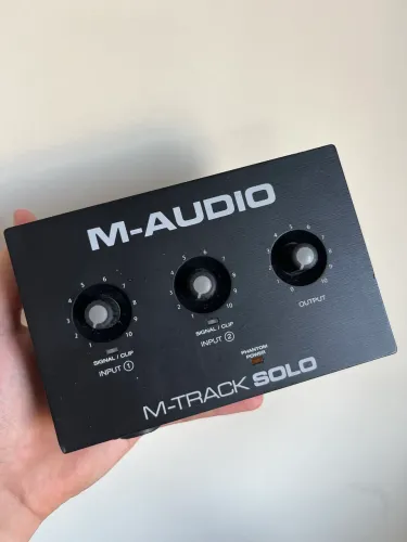 Interface De Áudio M-audio M-track Solo