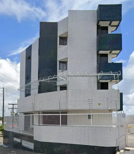 Apartamento Espaçoso e bem conservado. 