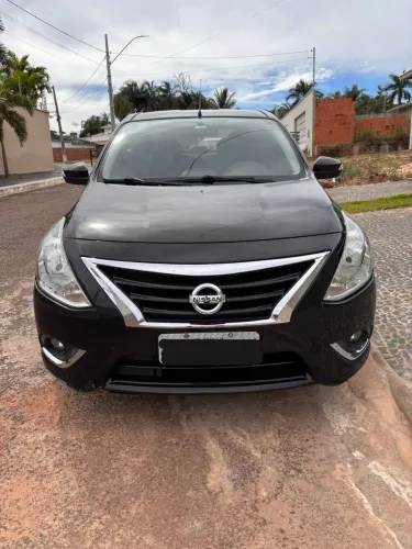 Nissan Versa Unique 1.6 16V Flexstart 4P Aut. 2017