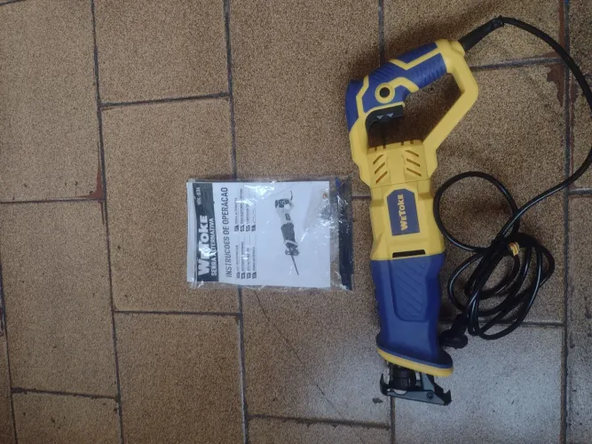 Vendo Serra Sabre nova 220v 