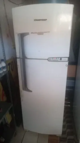 Vendo geladeira Brastemp no preço qualquer coisa chama no ZAP *37