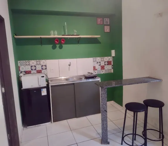 Lindo Kitnet Mobiliado em Cond.Fechado em Morro Branco