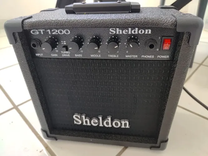 Oportunidade guitarra tagima mais amp novo