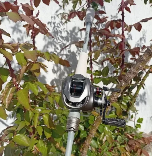 Kit carretilha Seasir Cast x2 + Vara fibra de carbono High Fishing