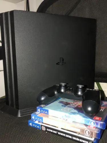 ? Ps4 Pro 1TB + 1 Controle + 3 Jogos Físicos (Impecável)