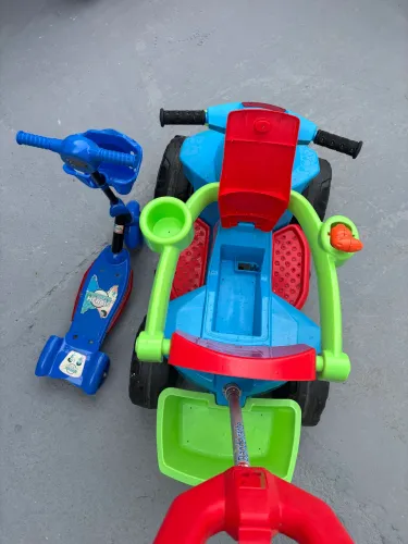 Triciclo e Patinete
