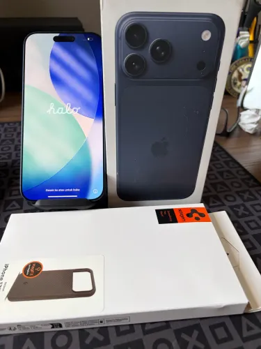 iPhone 17 Pro Max Blue