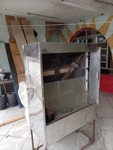 Máquina de assar frango