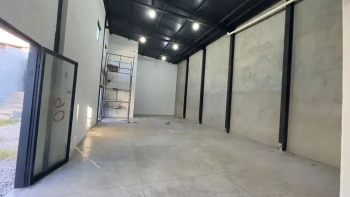 ALUGO PONTO COMERCIAL 100m² | região Quilombo | Santa Helena | Cuiabá/MT