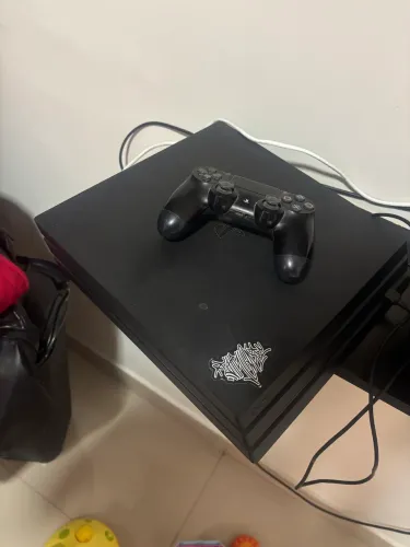 Ps4 pro 1 tb aceito caixa trio na troca