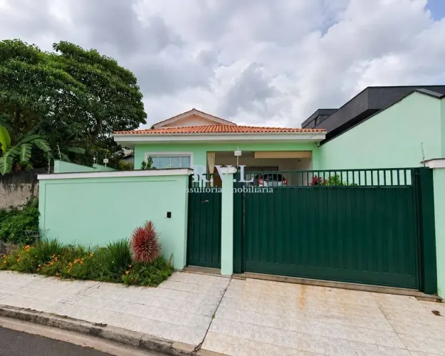 Sobrado à venda no Jardim do Lago em Atibaia-SP | 3 suítes