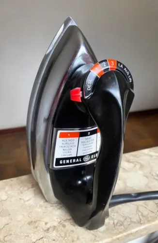 Ferro Passar Roupa General Eletric Ge Vintage Antigo Decker