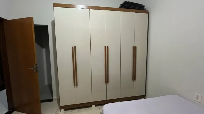 Guarda-roupa
