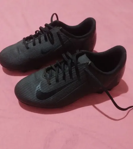 Chuteira Nike Mercurial N° 35