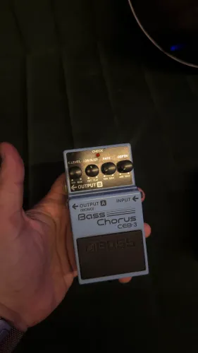 Pedal baixo BOSS BASS CHORUS